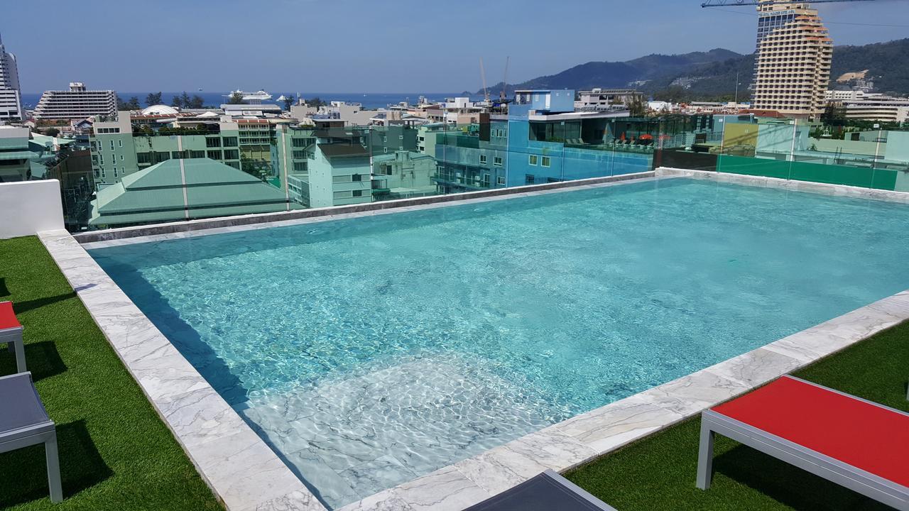 Hotel Neon Patong Zewnętrze zdjęcie